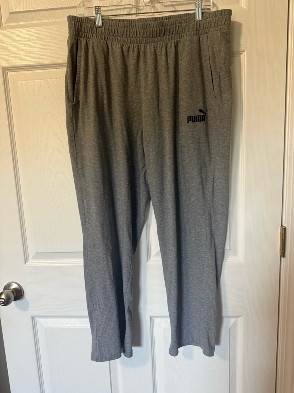 Puma UNISEX Lounge Pants Gray- XL - Picture 2 of 7